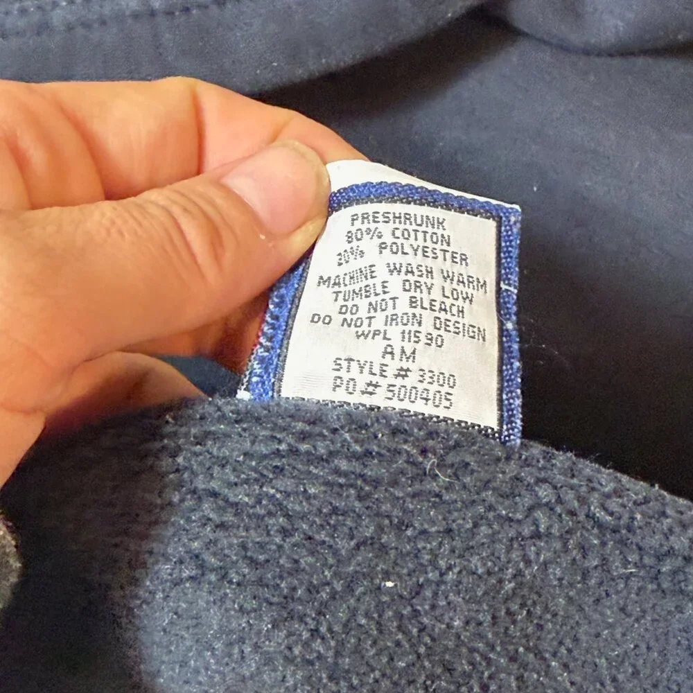 MV Sport‎ Notre Dame Black Fleece Throw Blanket Soft Warm Collegiate